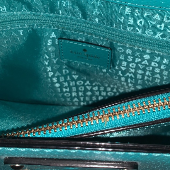 Kate Spade purse - Picture 3 of 5